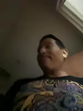Stripchat Live Sex Cam of Daniel7131