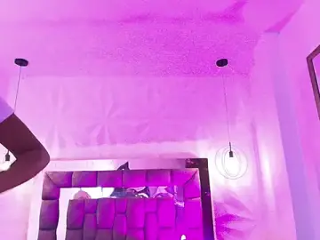 Stripchat Watch Live Sex Cams of Queen_perla_