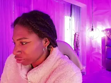 Stripchat Adult Webcams of Queen_perla_
