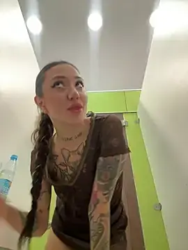 Stripchat Best Webcam of SaintSquirt