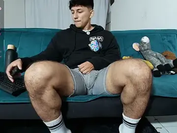 Stripchat Best Webcam of jacques_cardiet