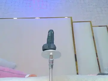 Stripchat Free Porn Cam of paola_rodriguez