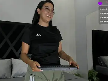 Stripchat Free Live Porn of zoe_martins_