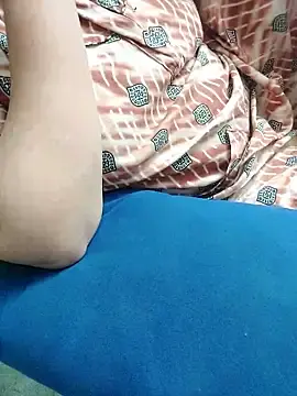 Stripchat Adult Webcams of Tamillakshmi27