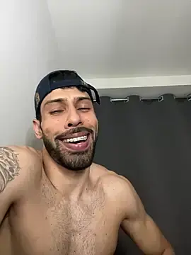 Stripchat Sex Cam of prince-roludo