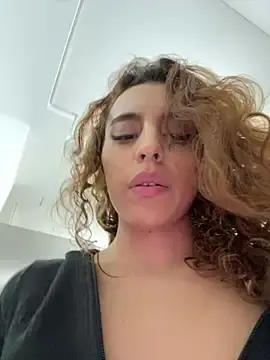 Stripchat Sex Cam of Katee_Jones