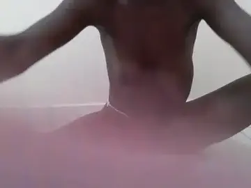 Stripchat Live Sex Cam of Coco_bloom