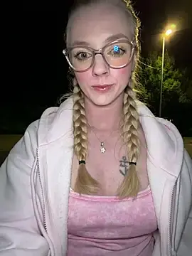Stripchat Watch Live Sex Cams of LinaLeana