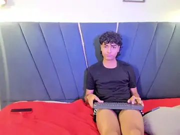 Stripchat Watch Live Sex Cams of ZAN_181