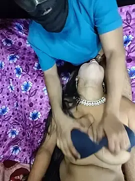 Stripchat Sex Cam of Hotty_Nisha21