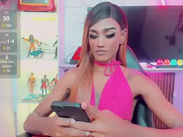 Stripchat Watch Live Sex Cams of Kendall_hornyy