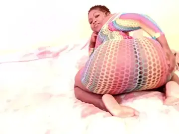 Stripchat Free Porn Cam of Queen_BootyXXX