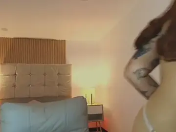 Stripchat Live Sex Cam of Baby_Venuss