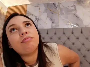 Stripchat Live Porn of LizzRouse