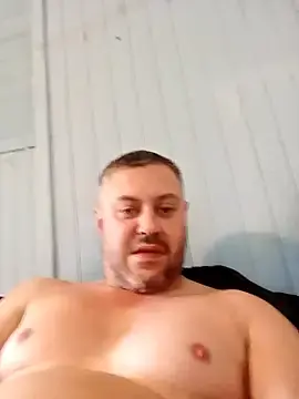 Stripchat Live Sex Cam of richton62