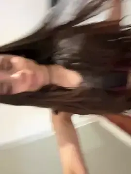 Stripchat Watch Live Sex Cams of Ariovalle