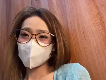 Stripchat Live Sex Cam of Pam_Rabbit