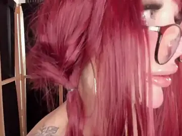 Stripchat Live Sex of Scarbadgirl_