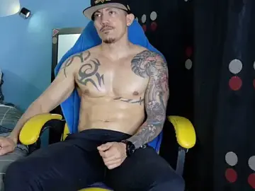 Stripchat Watch Live Sex Cams of Alex_motta