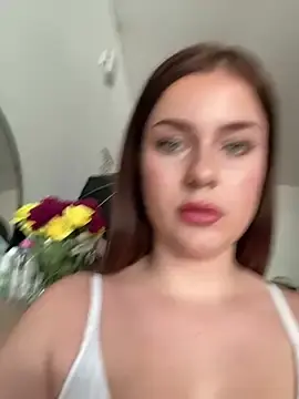Stripchat Watch Live Sex Cams of MaribelRiver
