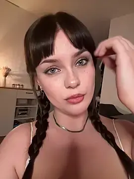 Stripchat Free Live Porn of MaribelRiver