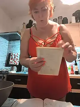 Stripchat Free Live Porn of MissSilken