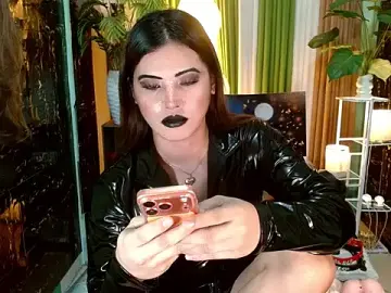 Stripchat Adult Webcam of Queen_kendalx19