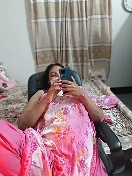 Stripchat Adult Webcam of honeymodu