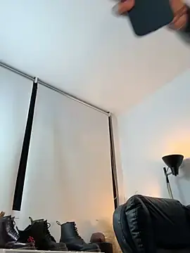 Stripchat Adult Webcam of DimitriSullivan_