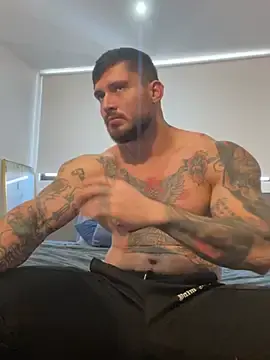 Stripchat Sex Cam of DimitriSullivan_