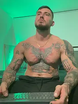 Stripchat Adult Webcam of DimitriSullivan_