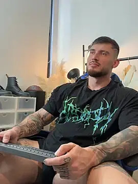 Stripchat Live Sex Cam of DimitriSullivan_