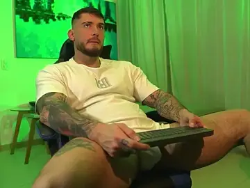 Stripchat Sex Cam of DimitriSullivan_