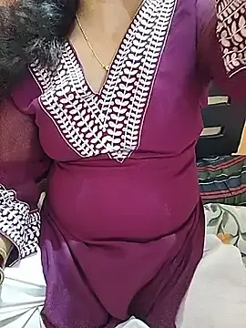 Stripchat Live Sex Cam of O_My_GoodnesS