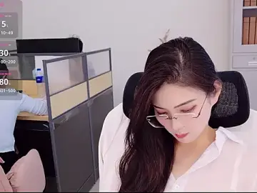 Stripchat Free Live Porn of yangyang-777