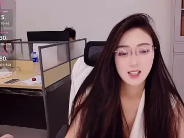 Stripchat Best Webcam of yangyang-777