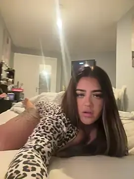 Stripchat Watch Live Sex Cams of Goddess-Princesss