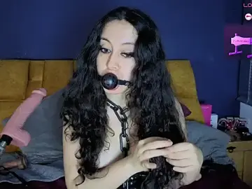 Stripchat Best Webcam of KendraaSimons