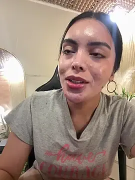 Stripchat Free Porn Cam of TS-SimplyTheBest