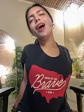 Stripchat Best Webcam of TS-SimplyTheBest
