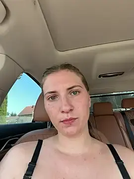Stripchat Live Porn of ViviVision99