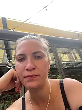 Stripchat Free Porn Cam of ViviVision99