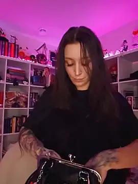 Stripchat Free Porn Cam of LilyOrion