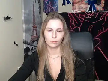 Stripchat Adult Webcam of StrangerGi