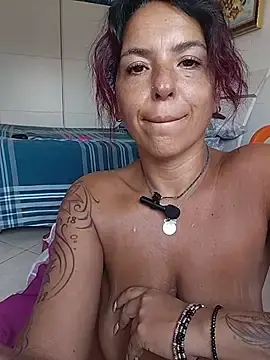 Stripchat Live Sex Cam of allyson22andy