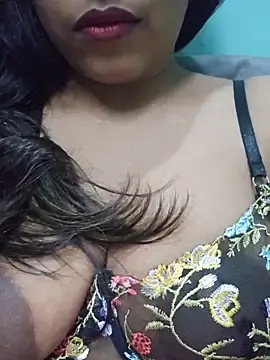 Stripchat Sex Cam of sexyindi_couple