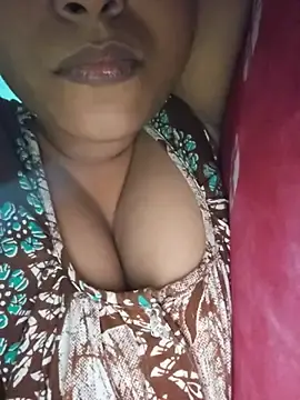Stripchat Adult Webcam of sexyindi_couple
