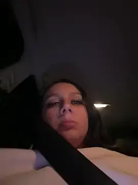 Stripchat Sex Cam of hotamanda01