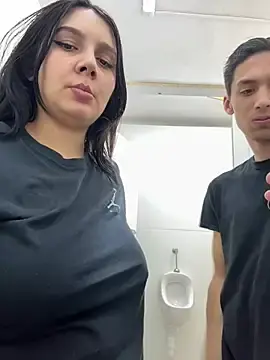 Stripchat Free Live Porn of hotamanda01