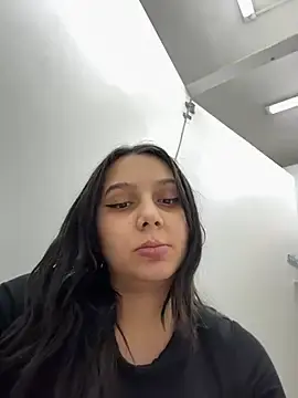 Stripchat Live Porn of hotamanda01